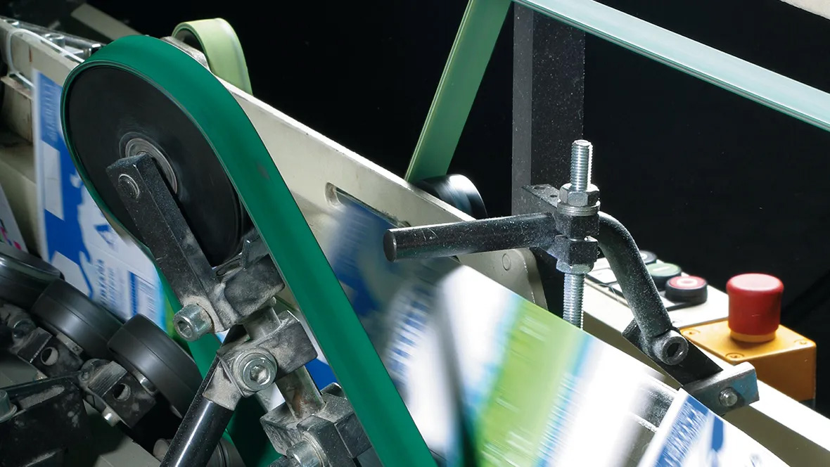 tobacco processing conveyor scene